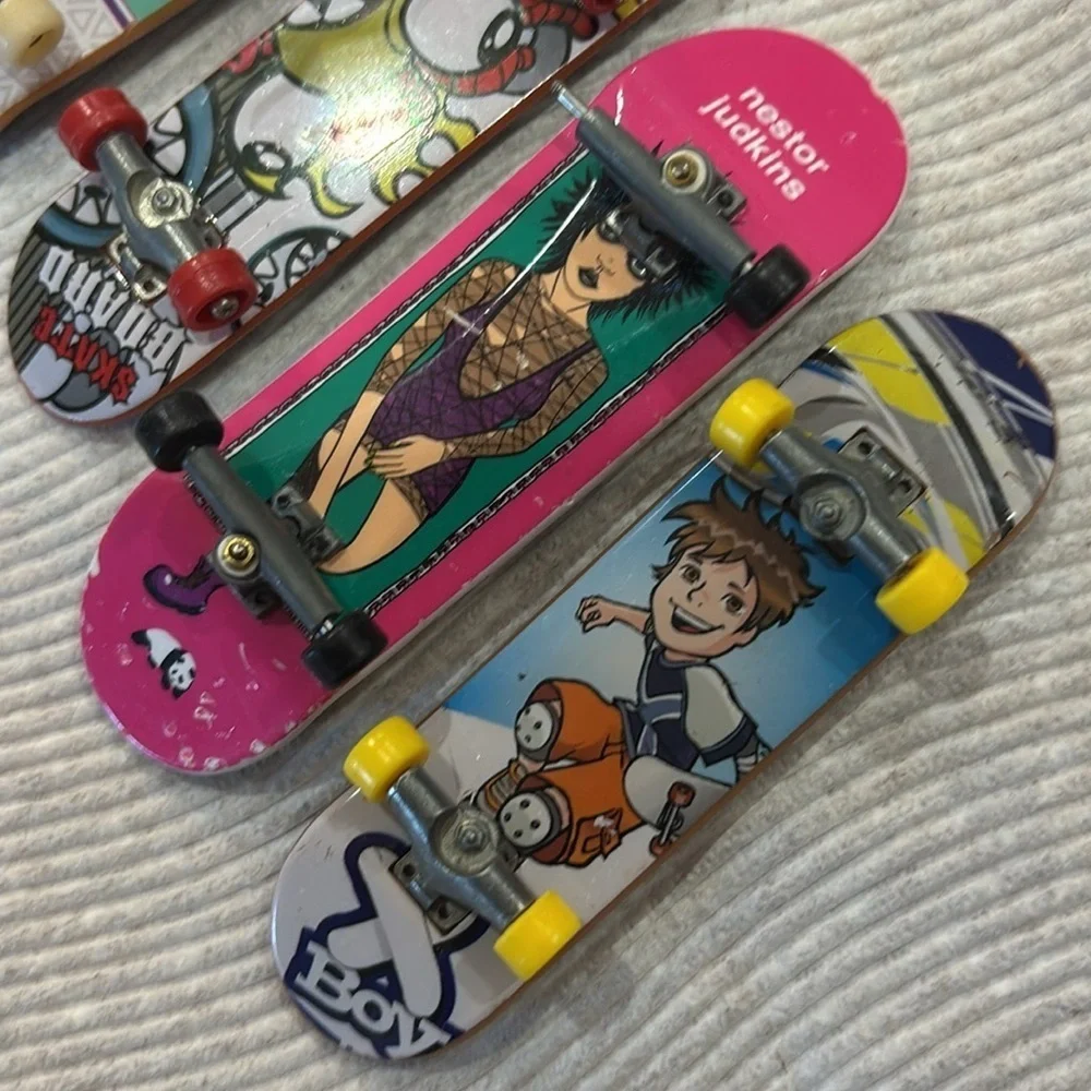 Kids finger tech deck skateboards